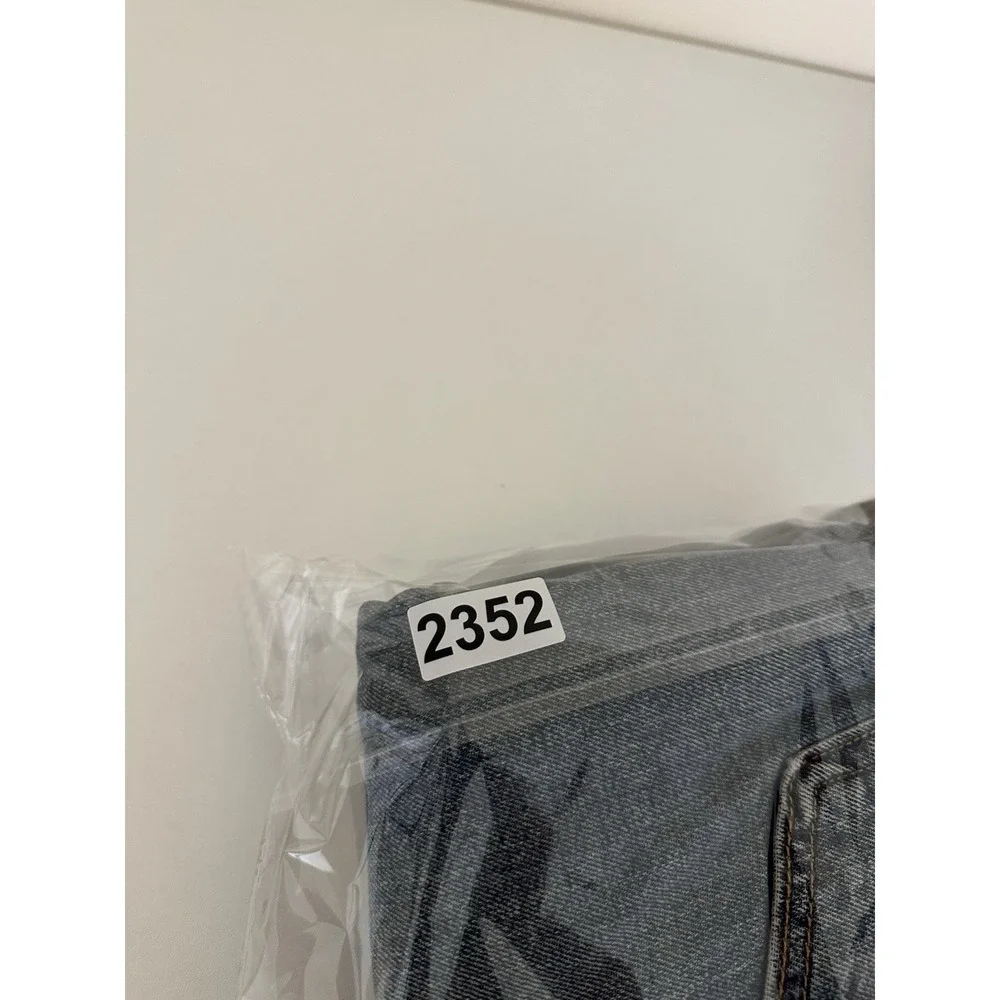 Levis 514 Jeans Mens 38x32 Blue Denim Straight Fit Logo Casual Pockets